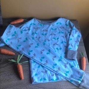 Easter 🐣 organic PJs so soft and nice! 24m